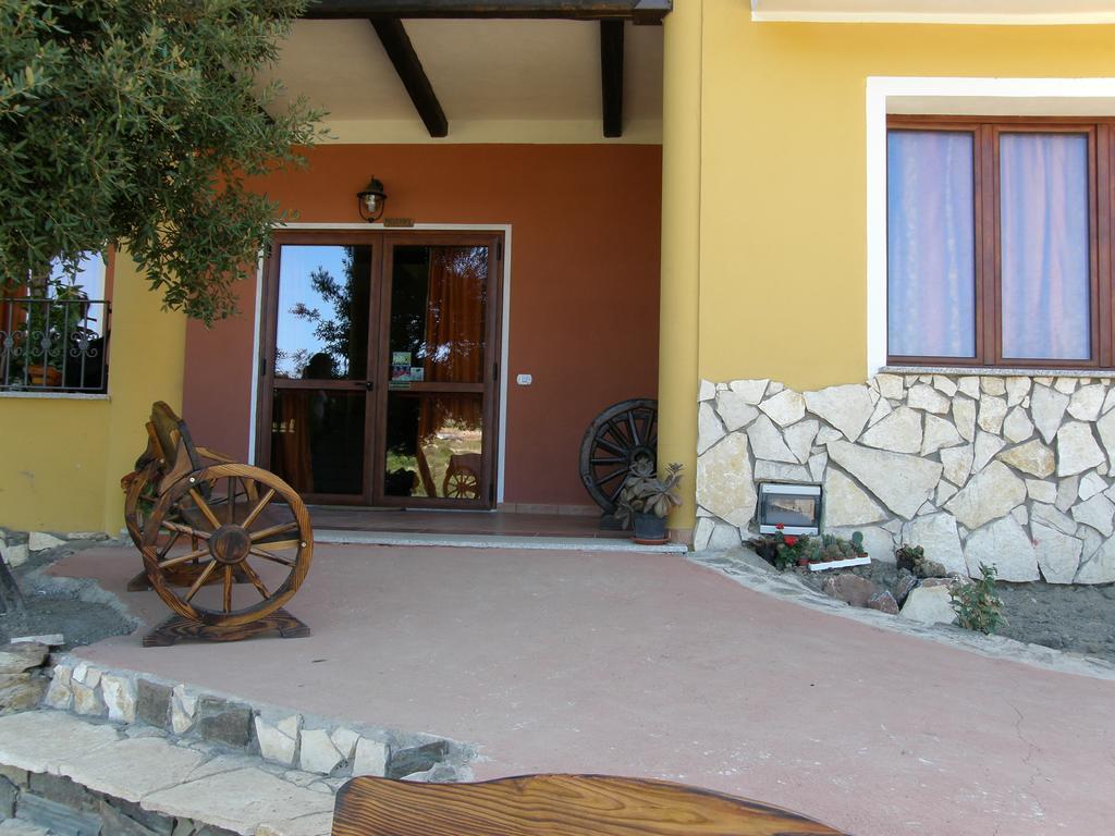 Hotel La Casa Sarda Fluminimaggiore Exterior foto