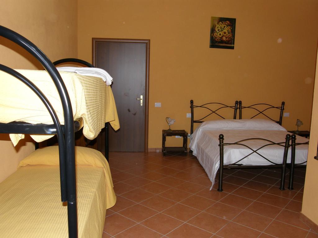 Hotel La Casa Sarda Fluminimaggiore Exterior foto
